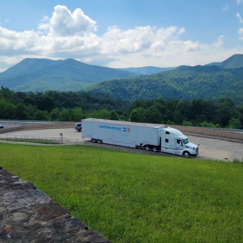 Travelling truck